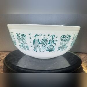 Rare Pyrex Butterprint Mixing Bowl
